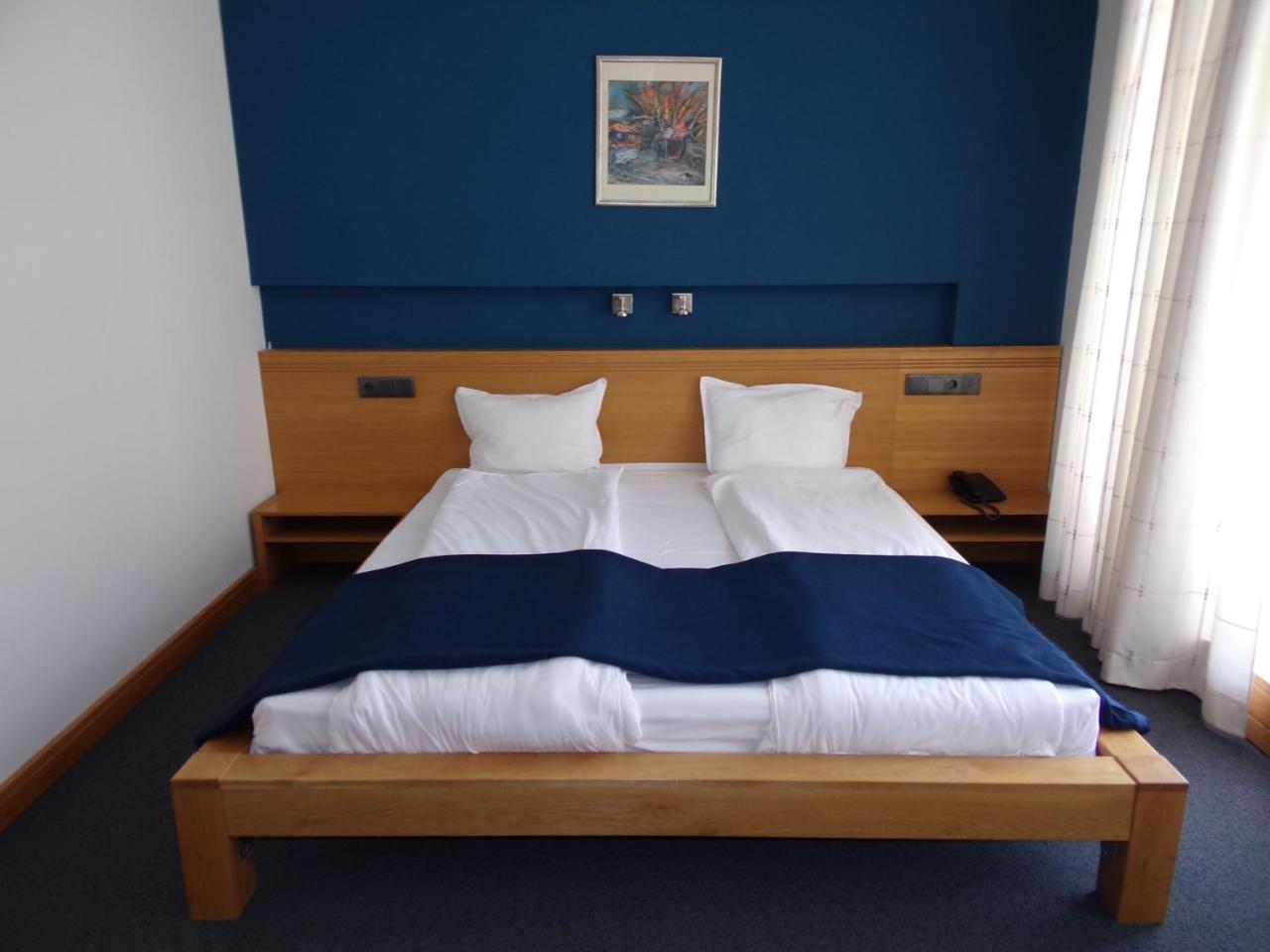 Universal Hotel Dupnitsa Luaran gambar